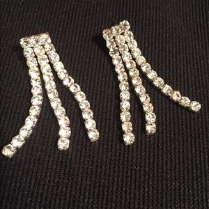 ❤️Rhinestone earrings❤️